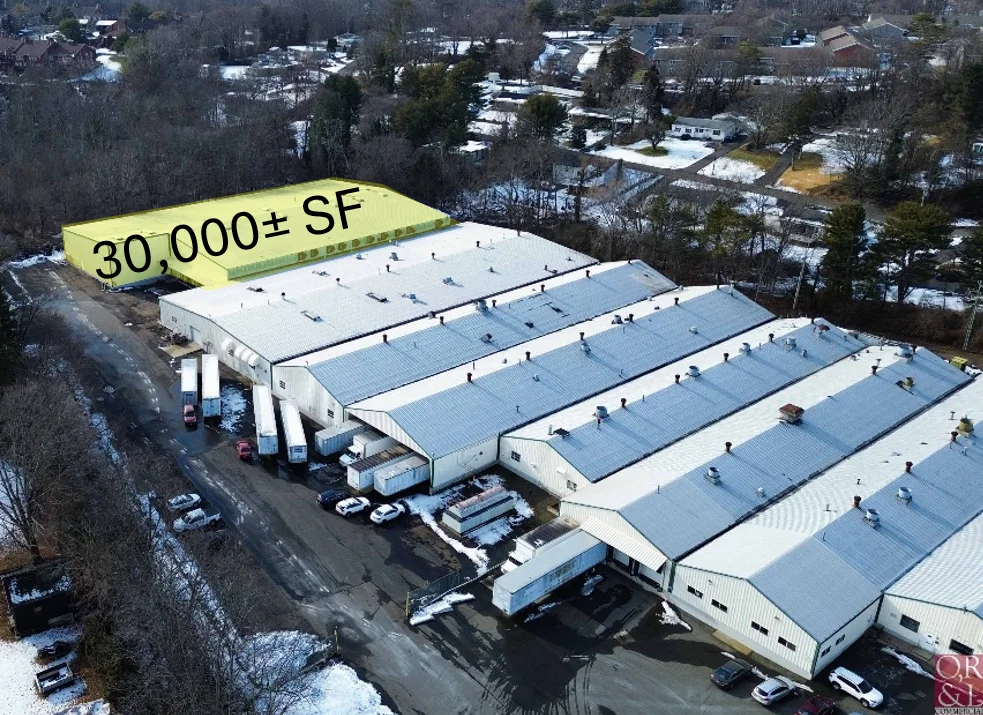 965 W Main 30000 Sf Outlined.webp